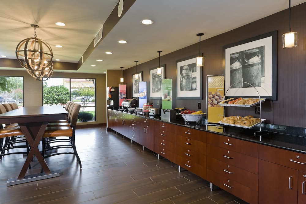 Hampton Inn Houston/Stafford