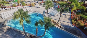 Tropical Palms Resort