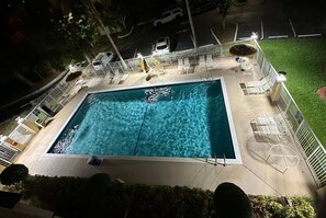 Outdoor pool, sun loungers