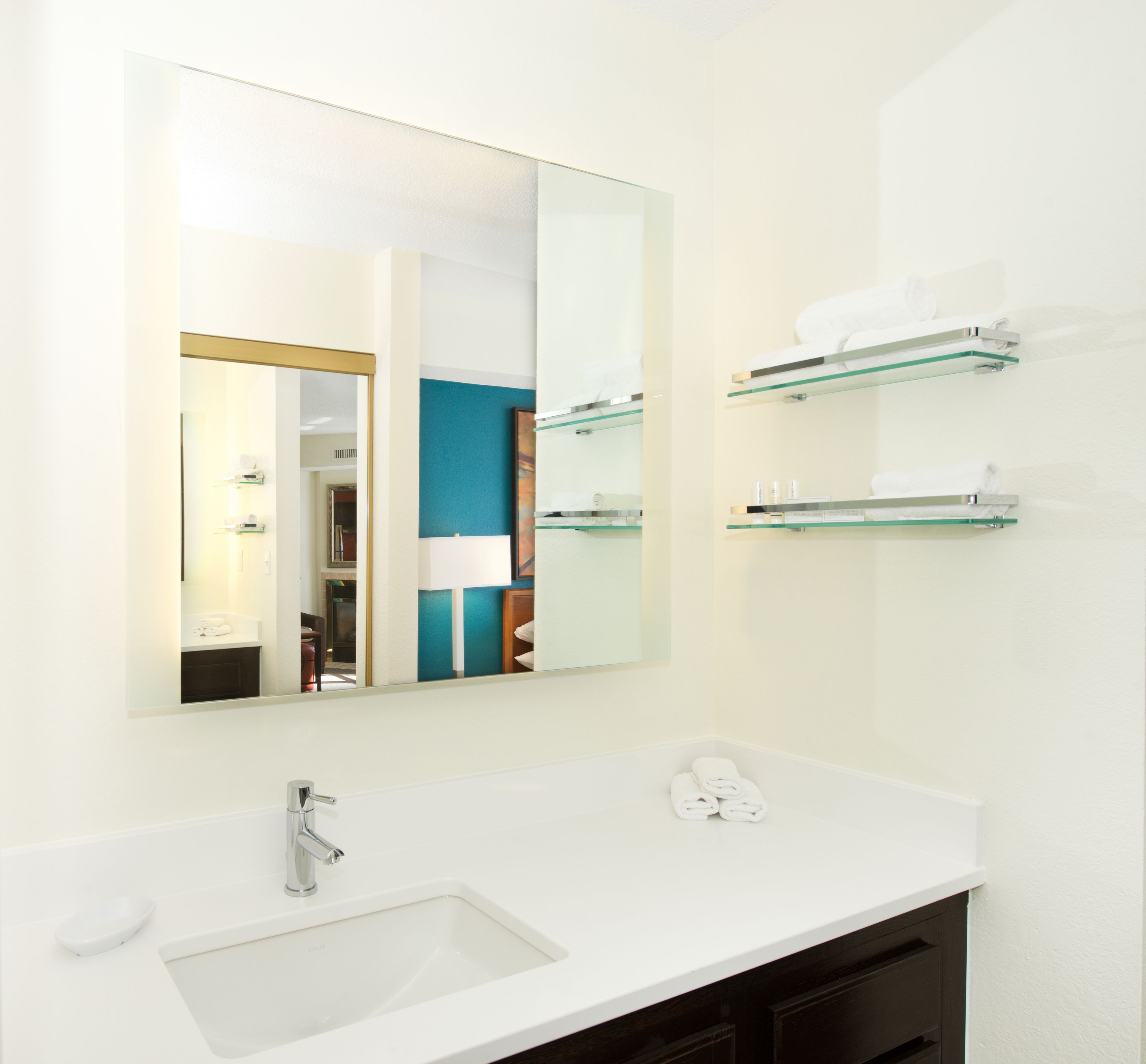 combined shower/bathtub, free toiletries, hair dryer, towels