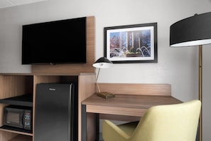 Deluxe Room, 2 Double Beds, Non Smoking | Premium bedding, desk, blackout curtains, iron/ironing board