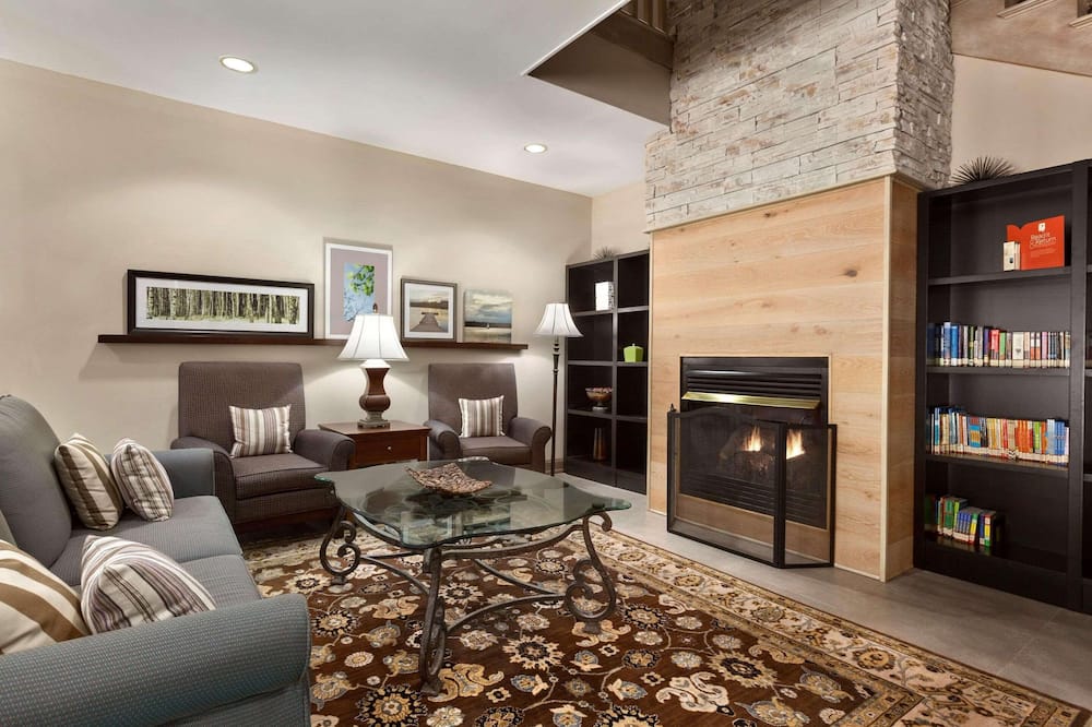luxury hotels in Dalton