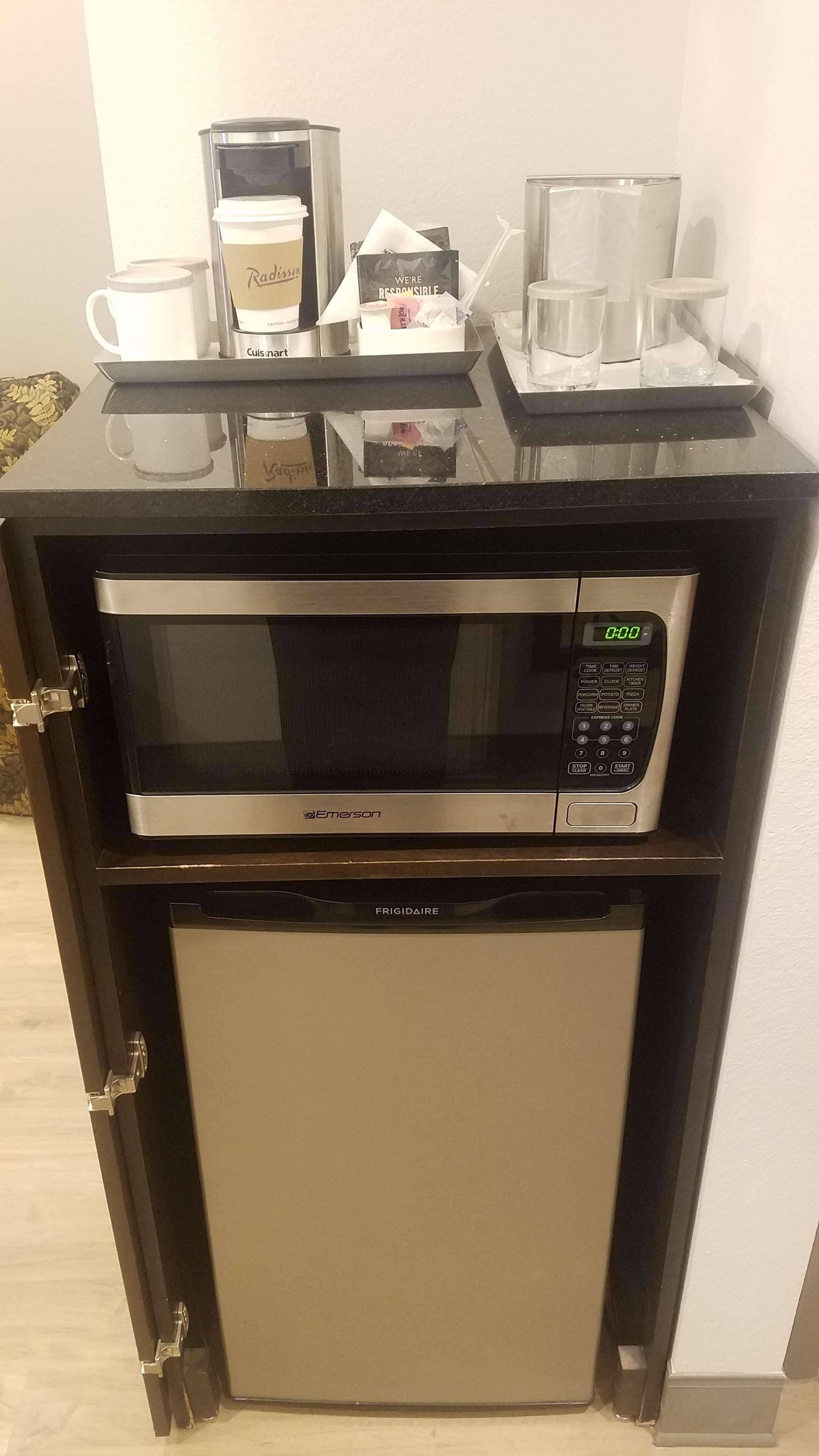 1 bedroom, desk, iron/ironing board, free cots/infant beds