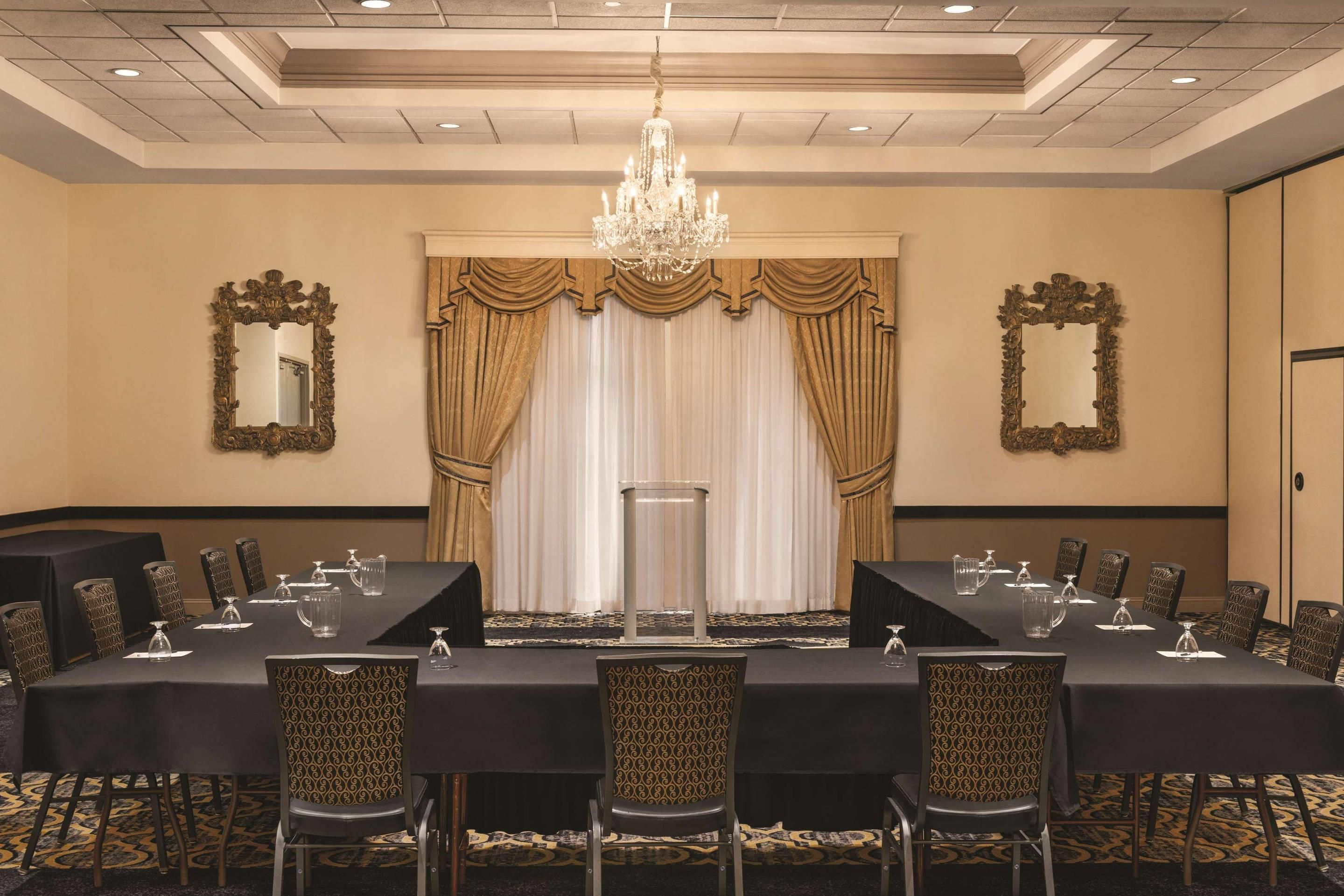 Foto - Radisson Hotel and Conference Center Rockford