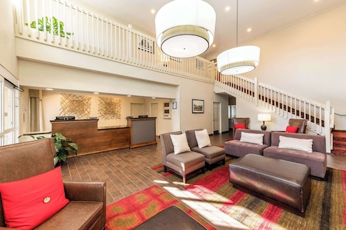 Quality Inn & Suites University Fort Collins