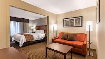 Suite, 1 King Bed, Non Smoking | Desk, blackout drapes, iron/ironing board, free WiFi