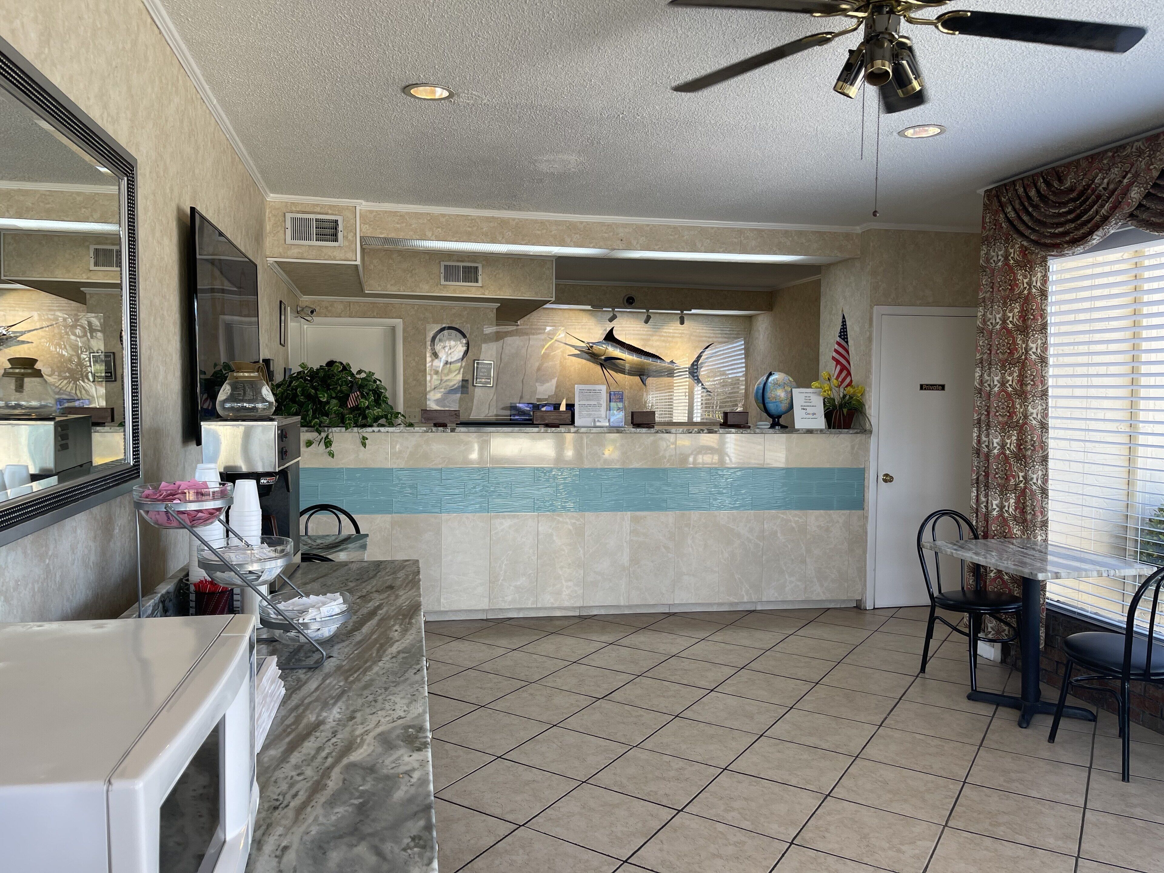 Hole Inn the Wall Hotel - Sunset Plaza - Fort Walton Beach in Fort Walton Beach, United States