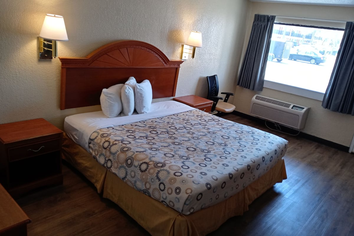 Chambre Simple Junior, 4 chambres | Rideaux occultants, chambres insonorisées, Wi-Fi gratuit, draps fournis