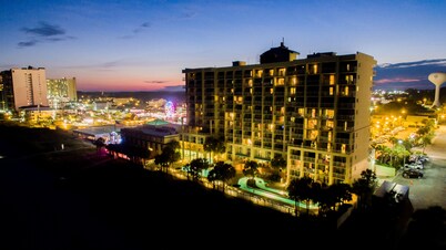 Ocean Drive Beach & Golf Resort