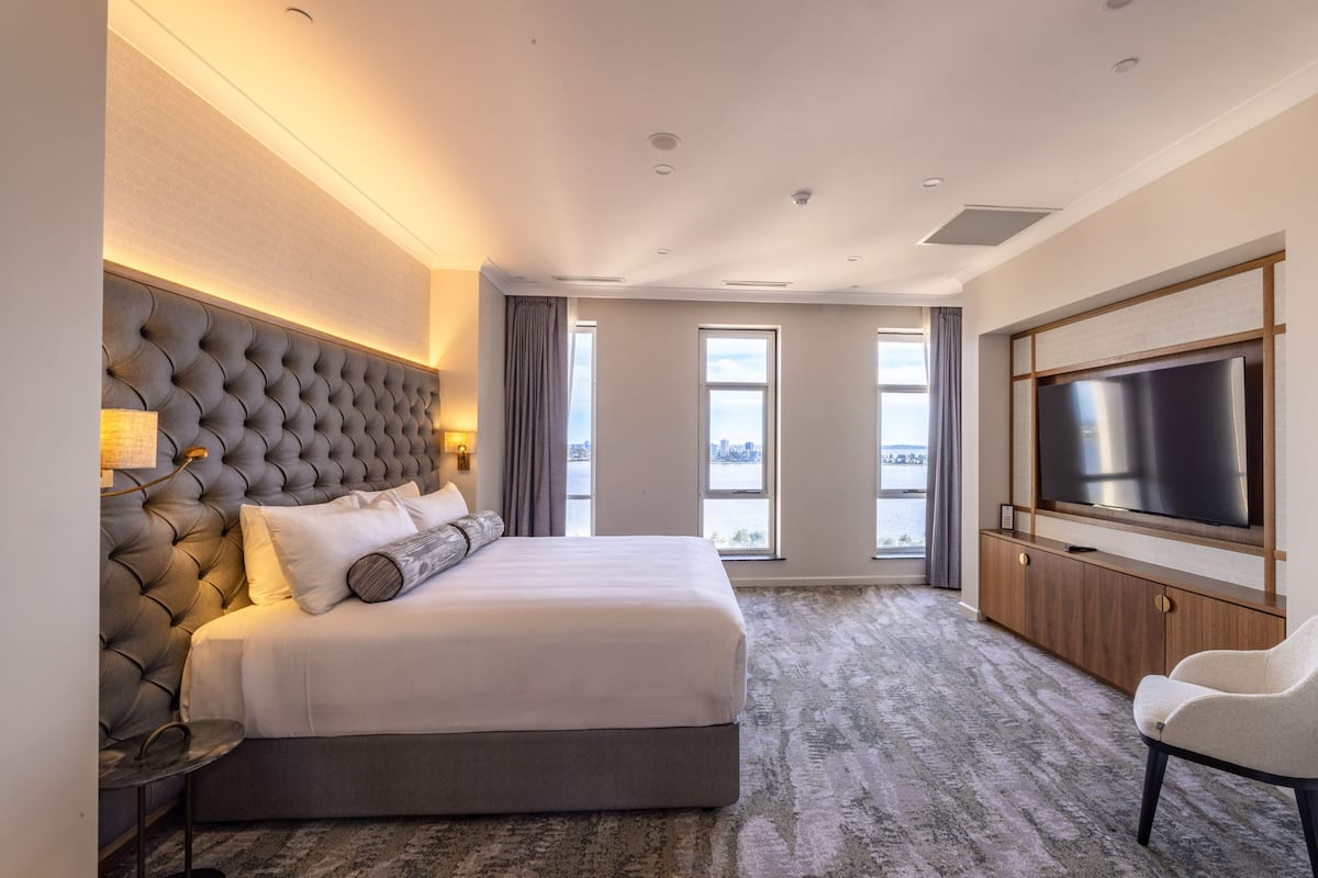 duxton suite | in-room safe, desk, blackout curtains, soundproofing