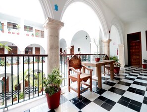 Terrace/patio - Hotel Misión Campeche (Campeche)