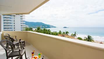 Suite, 2 habitaciones, 2 baños, vista parcial al océano | Vista desde la habitación