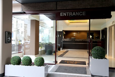 Property entrance. Hotel Lily