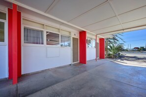 Desk, soundproofing, iron/ironing board, free WiFi - Econo Lodge Port Augusta (Port Augusta)