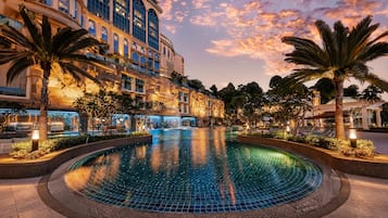 Family Terrace | Premium bedding, down comforters, free minibar, in-room safe
