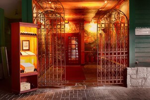 Bar (in der Unterkunft)