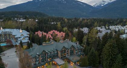 Pinnacle Hotel Whistler Village
