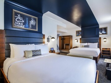 Superior Room, 2 Queen Beds, City View