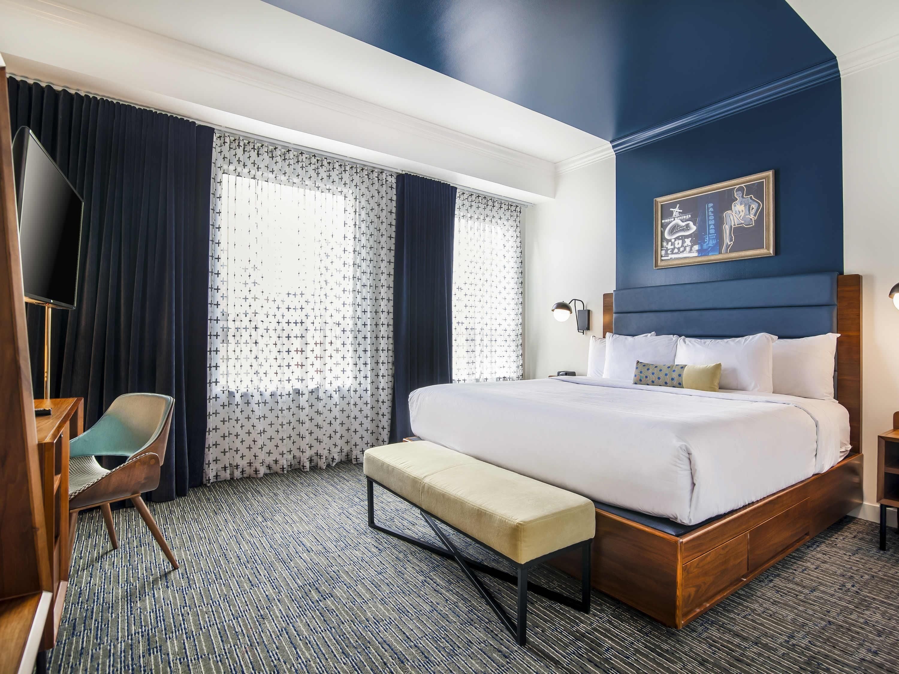 Superior Room, 1 King Bed | Premium bedding, pillowtop beds, in-room safe, individually decorated