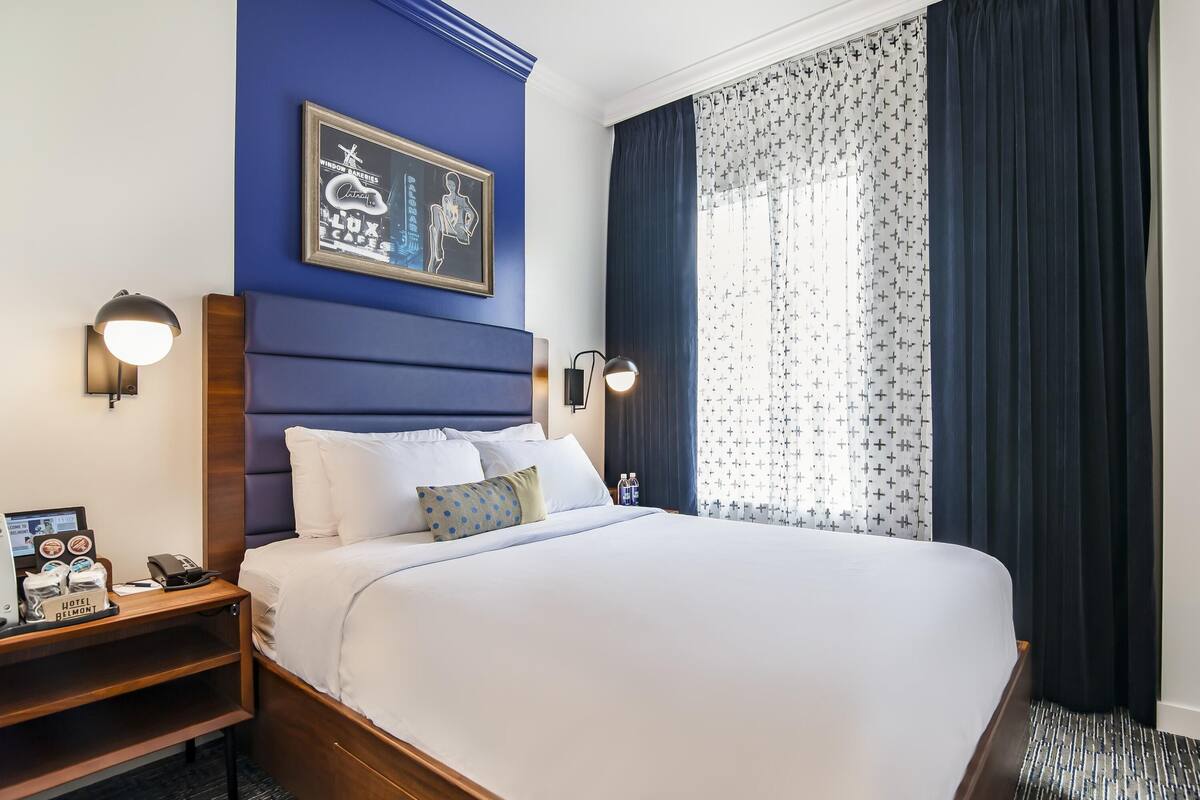 Classic Room, 1 Queen Bed