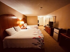 Double Room, 2 Queen Beds