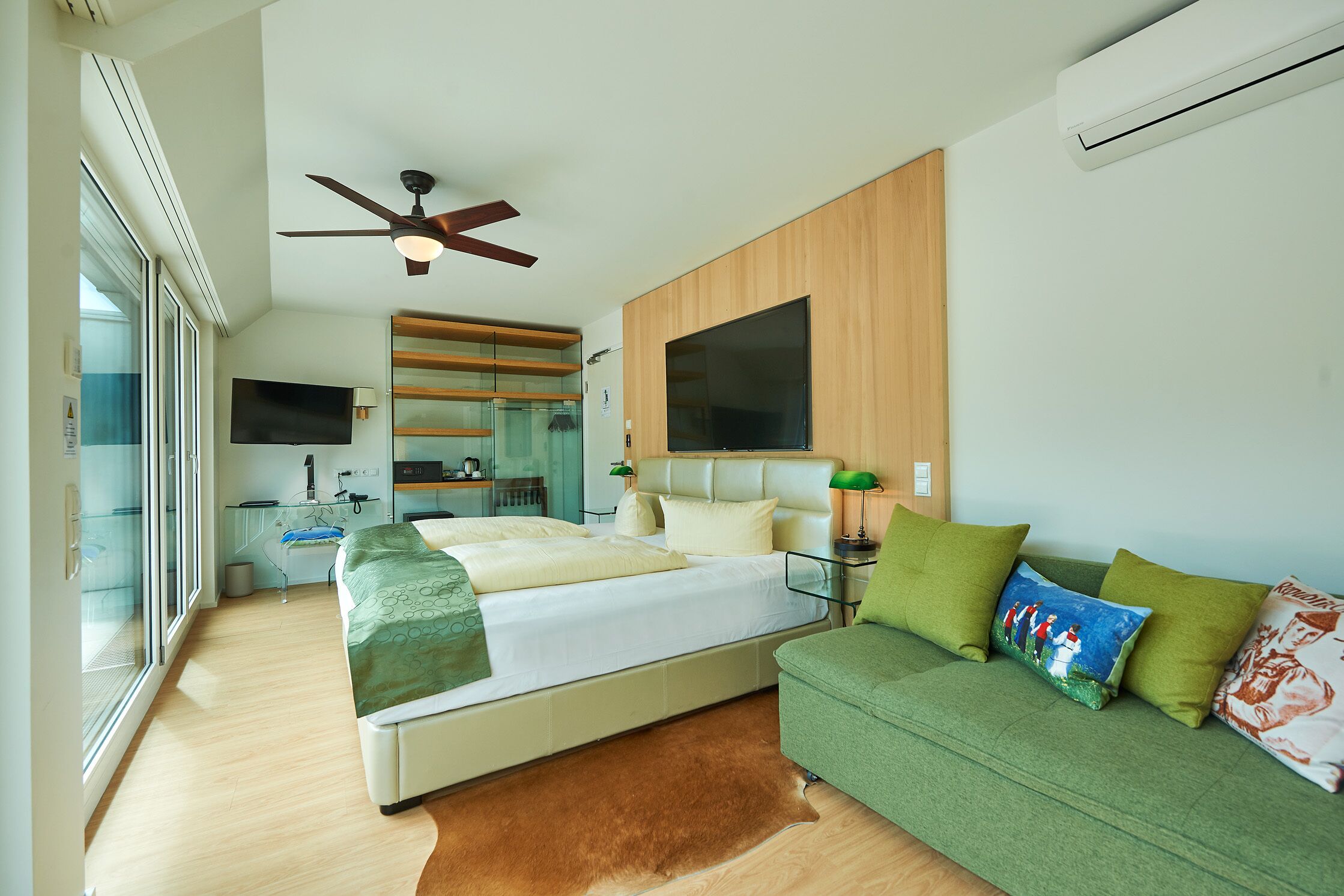 premium double room, balcony | in-room safe, desk, iron/ironing board, free wifi