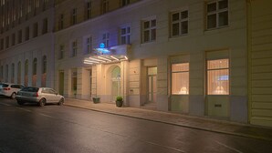 Uklassifisert bilde, 3 av 103, knapp