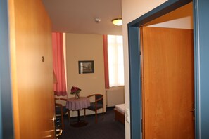 82-cm LED TV with digital channels, TV - Hotel am Schottenpoint (Vienna)