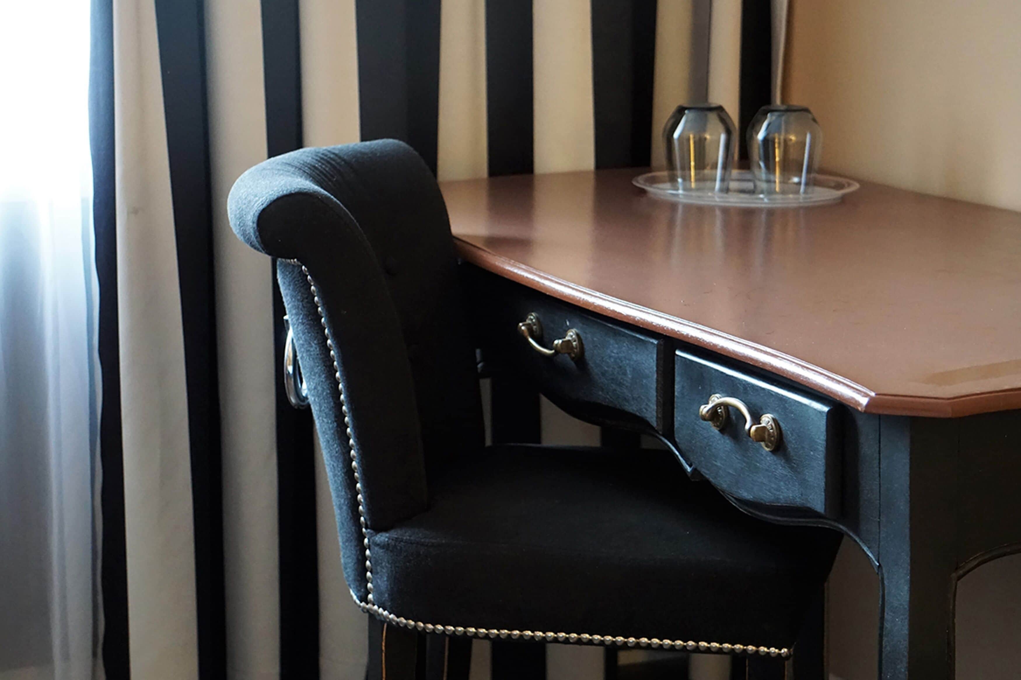 superior double room | room amenity