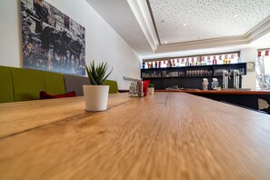 Snack-bar