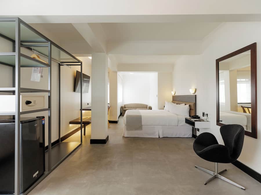 Suíte premium | Roupas de cama premium, edredons de pluma, cofres nos quartos