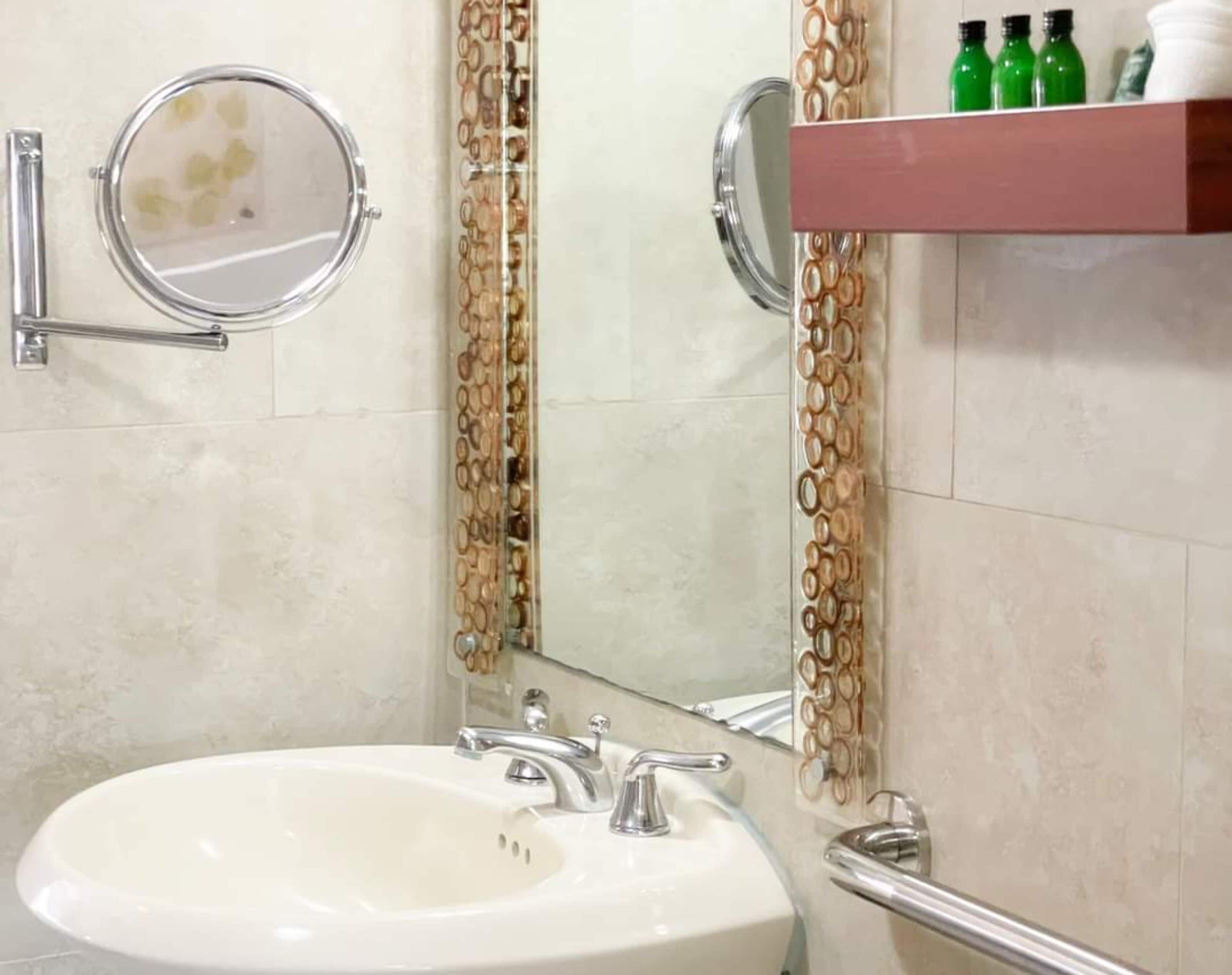 accessible rooms | bathroom | shower, eco-friendly toiletries, hair dryer, bathrobes
