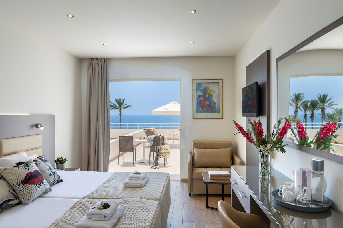 superior double or twin room, sea view | in-room safe, blackout curtains, wifi, bed sheets