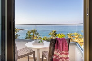 Double or Twin Room, 1 Double or 2 Single Beds, Sea View