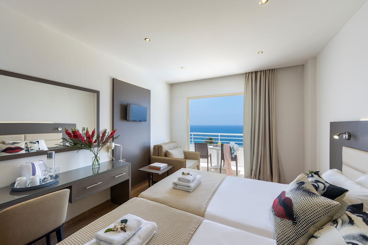 Double or Twin Room, 1 Double or 2 Single Beds, Sea View