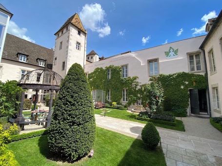 Exterior. Hôtel Le Cep & Spa