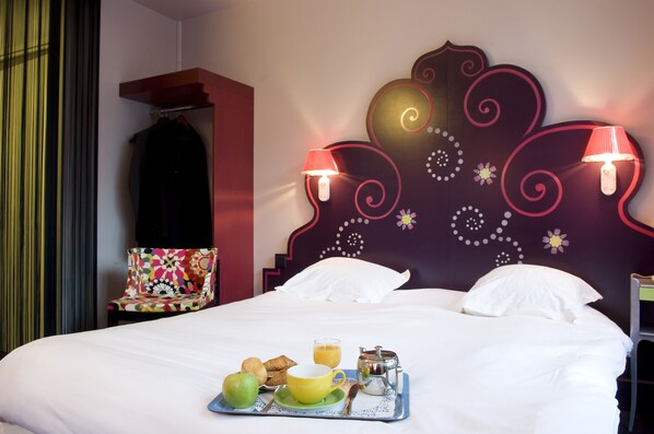 Coffres-forts dans les chambres, bureau, chambres insonorisées