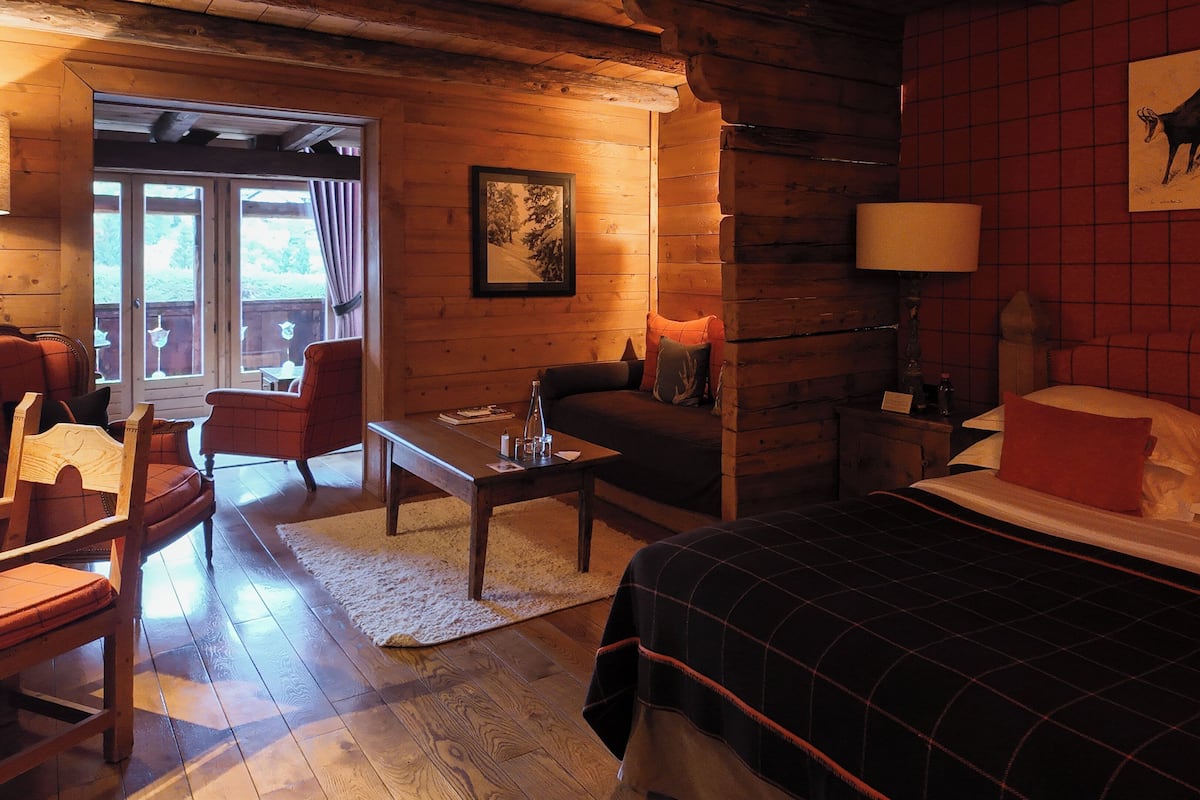 Suite with room for 2 or 3 children | 고급 침구, 필로우탑 침대, 미니바, 객실 내 금고