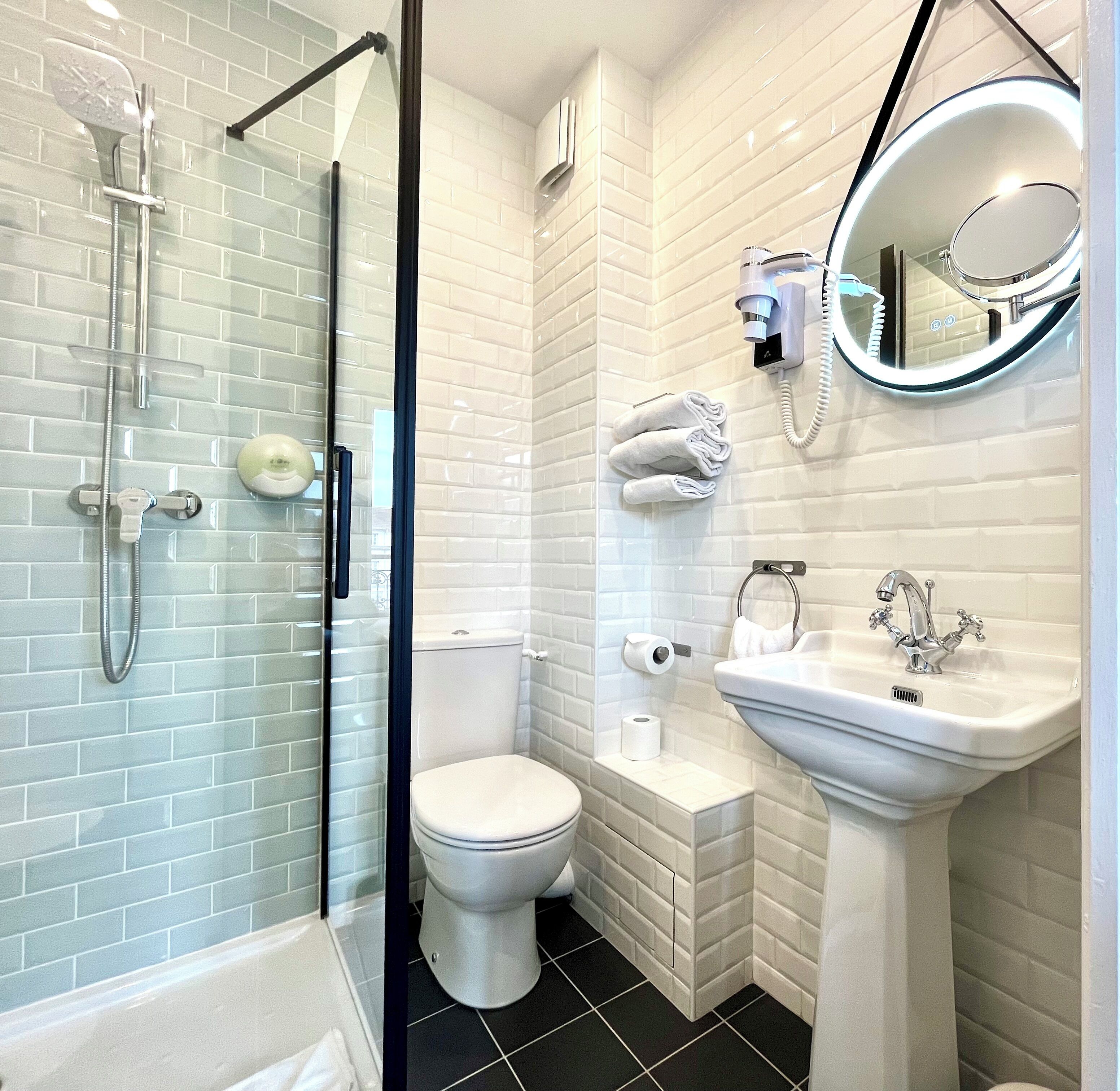 classic room | bathroom | hair dryer, towels