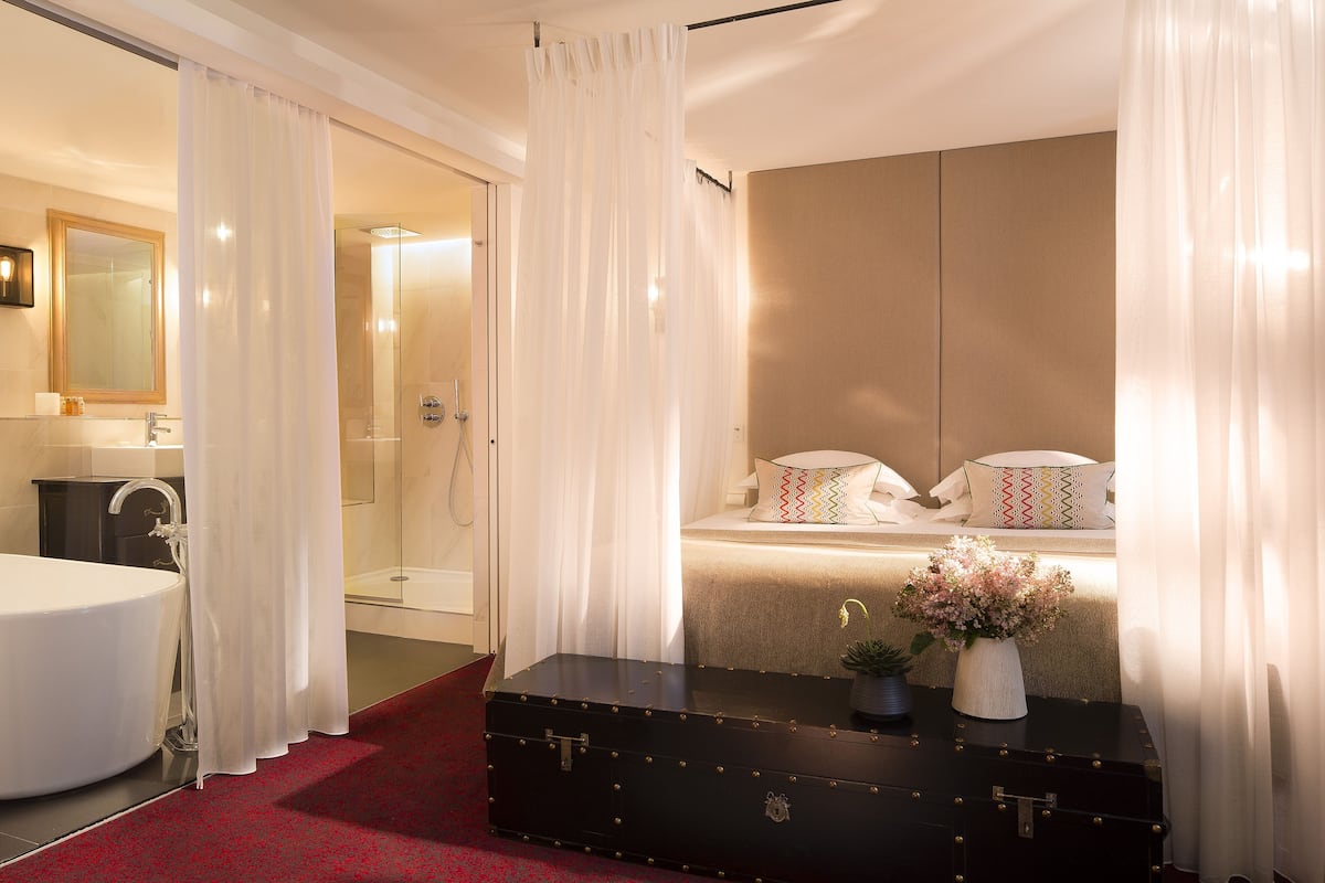Deluxe-Zimmer | Hochwertige Bettwaren, Minibar, Zimmersafe, Schreibtisch