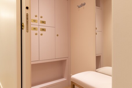 Hotel Victor Hugo Paris Kleber - Image 31