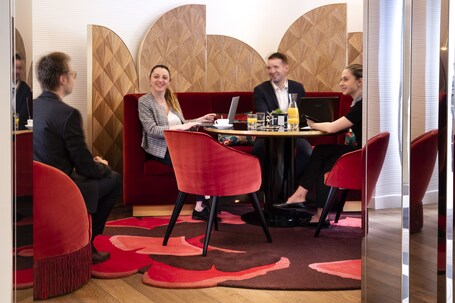 Hotel Victor Hugo Paris Kleber - Image 36