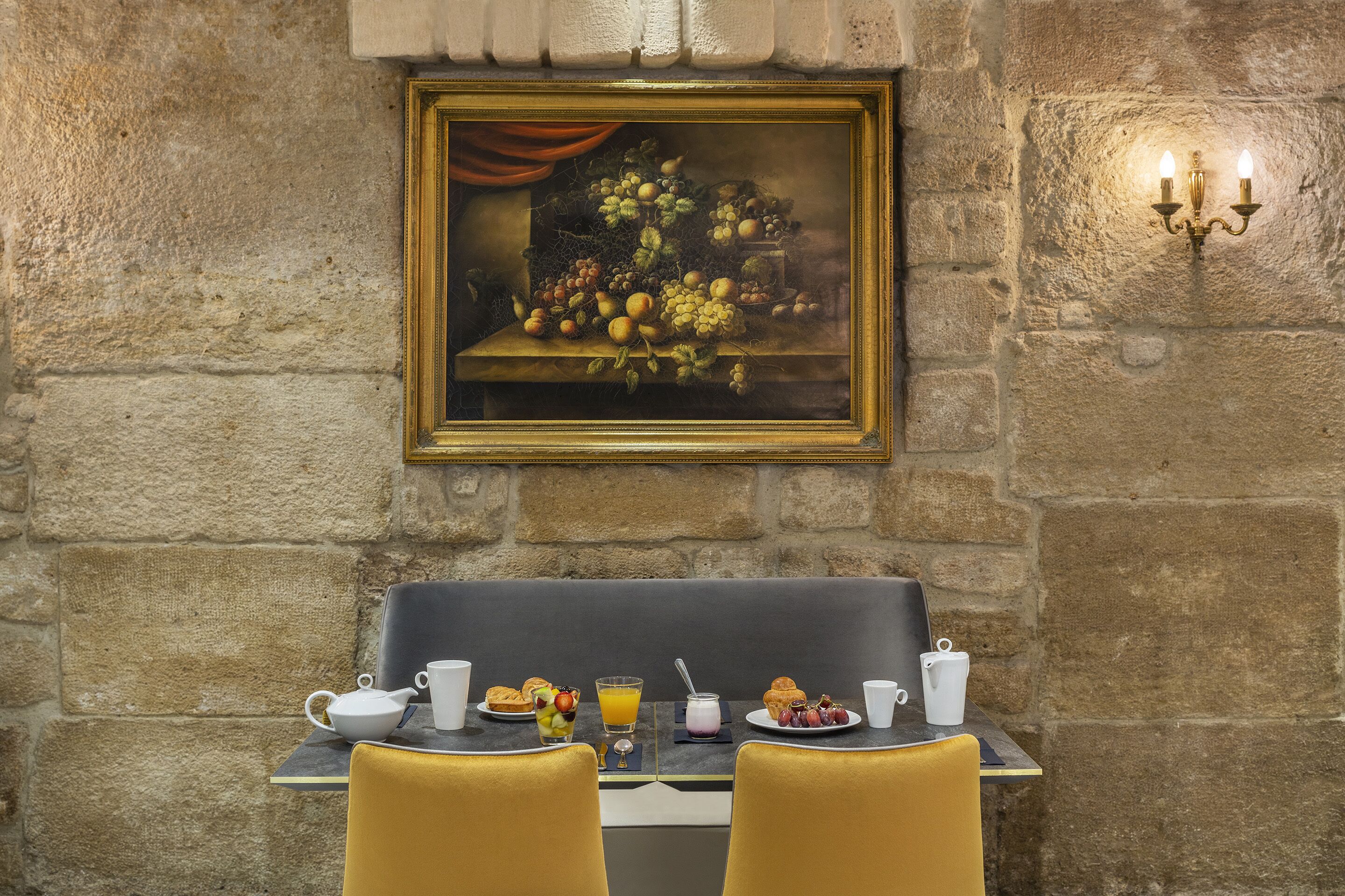 daily buffet breakfast (eur 22 per person)