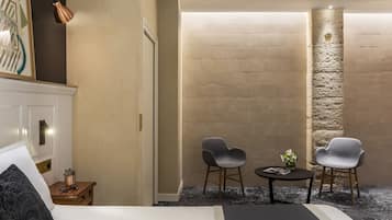 Minibar, in-room safe, desk, blackout drapes