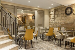 Daily buffet breakfast (EUR 22 per person)