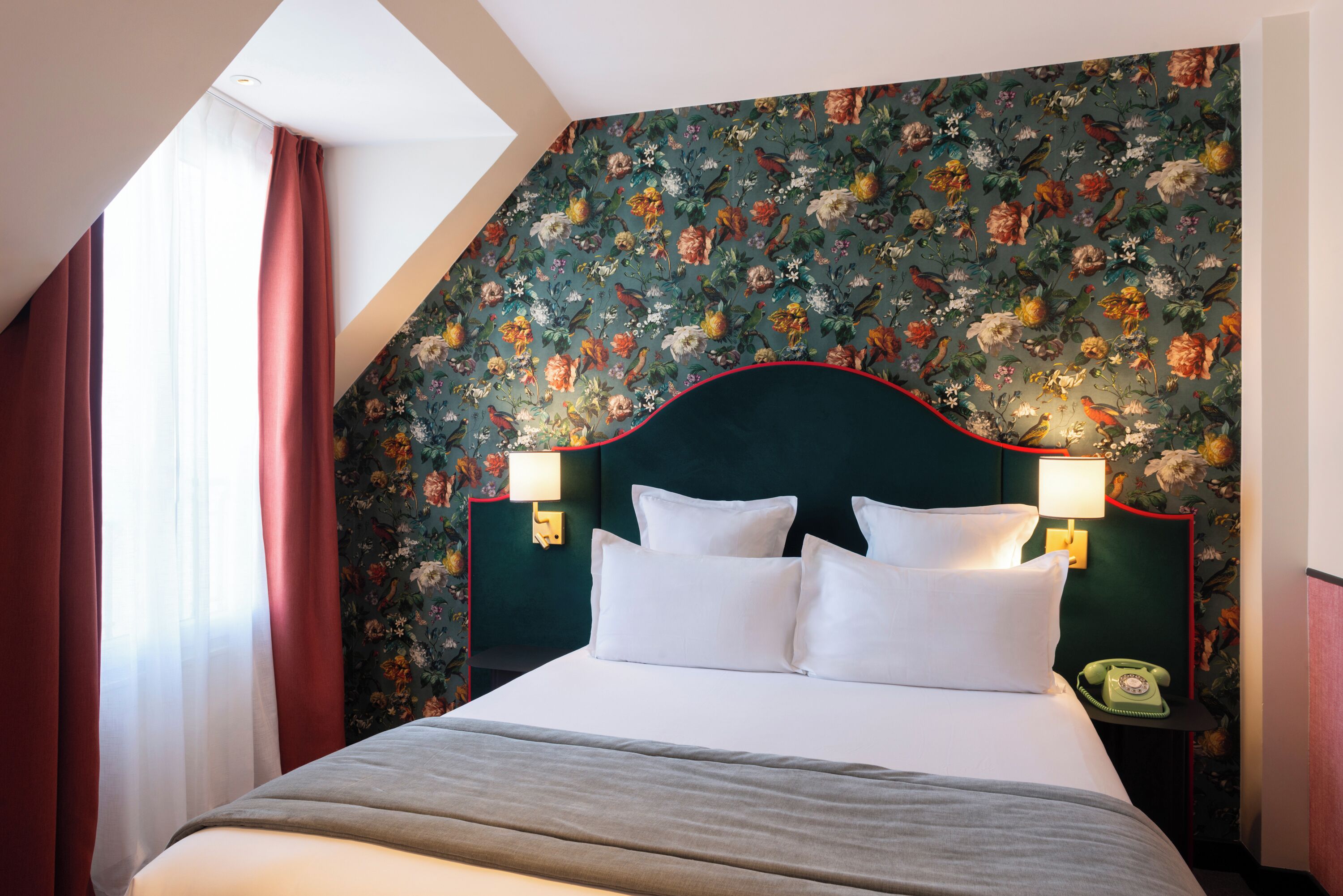 Literie de qualité supérieure, coffres-forts dans les chambres