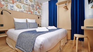 Habitación Deluxe doble | Caja fuerte, escritorio, sistema de insonorización