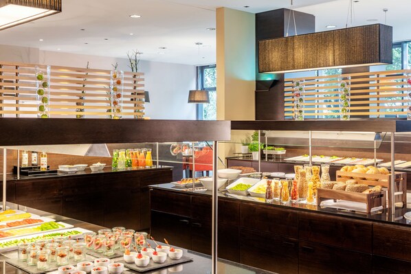 Daily buffet breakfast for a fee