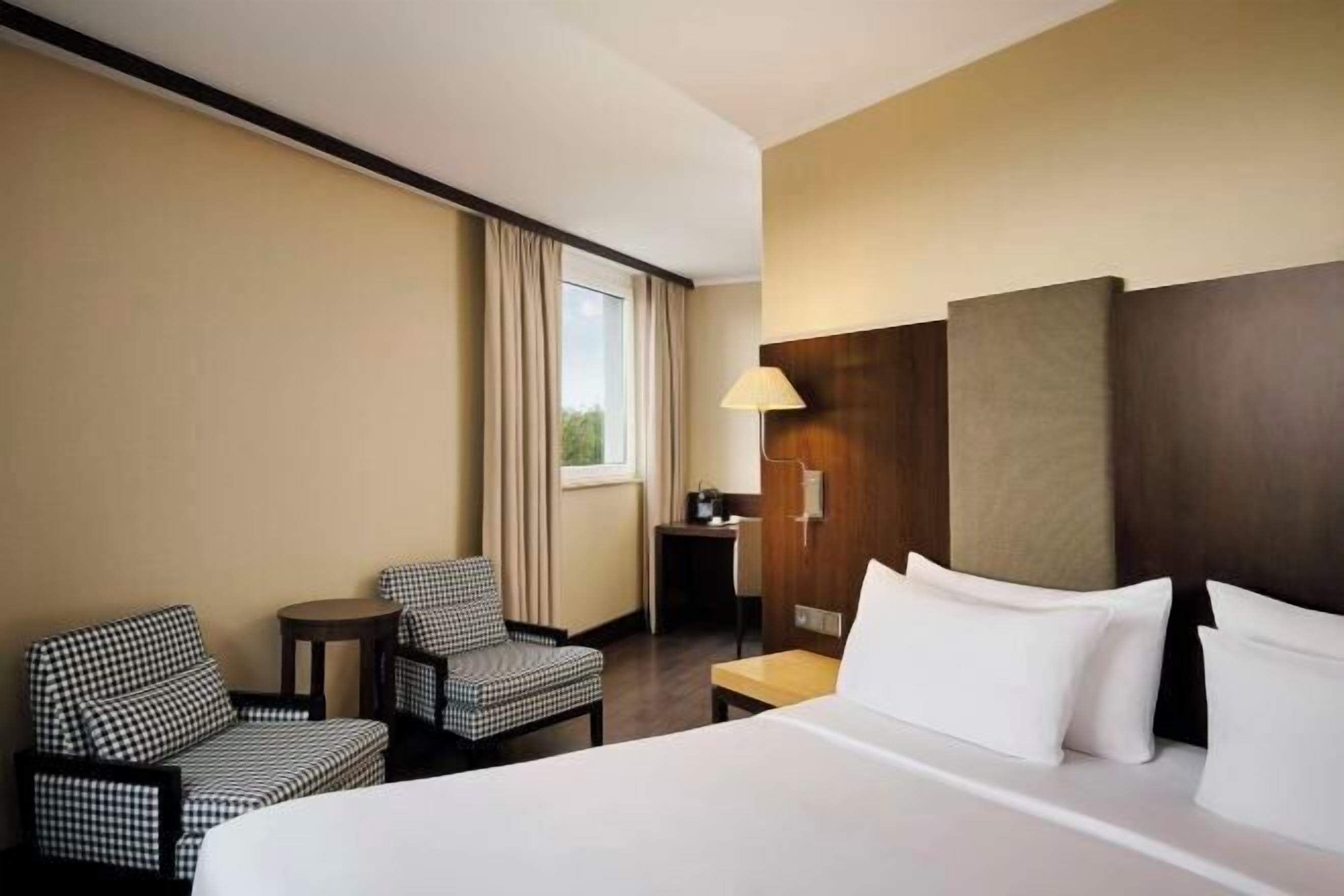 Hypo-allergenic bedding, pillowtop beds, minibar, in-room safe