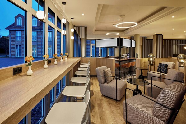 Bar (on property) - Courtyard by Marriott Schwerin (Schwerin)